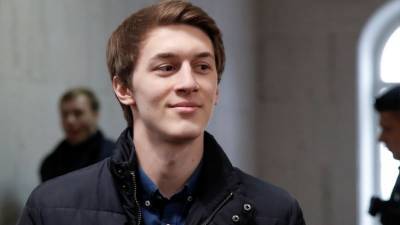 В Москве возбудили дело по факту нападения на оппозиционного блогера Егора Жукова