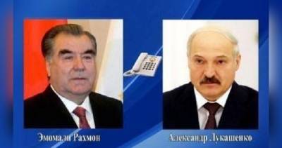 Эмомали Рахмон поздравил Лукашенко с днем рождения