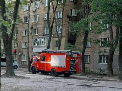На Сырце в Киеве полностью сгорела квартира