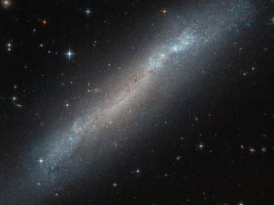 Космический телескоп Хаббл сделал снимок «спиральной галактики с перемычкой»