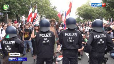 Штурм рейхстага: в Берлине протестовали против политики властей ФРГ