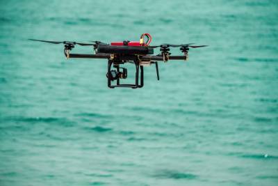 Amazon получил статус авиаперевозчика для доставки посылок дронами