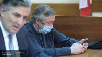 Ефремов по-хамски отвечал адвокатам на суде по смертельному ДТП