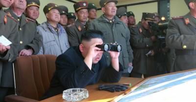 КНДР обвиняют в разработке миниатюрного ядерного оружия