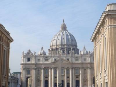 Бывший папа римский Бенедикт XVI заболел после поездки в Германию