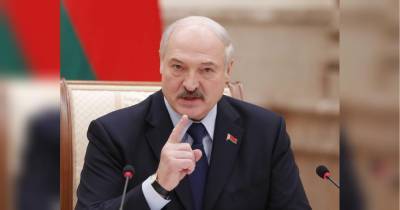 Лукашенко предложил изменить на референдуме конституцию Беларуси