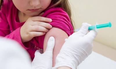 Прививку от Covid-19 детям пока ставить не будут