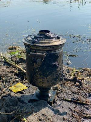 В Челябинске в реке Миасс во время очистки нашли антиквариат