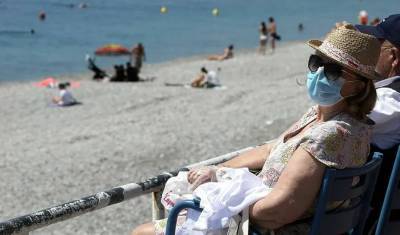 Инфекционист: После курортов россиян будет ждать всплеск заболеваемости коронавирусом