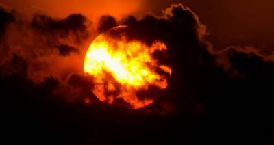 Синоптик предупредил об опасном солнце в России