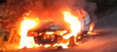 Автомобиль подожгли рядом со свалкой под Петрозаводском (ВИДЕО)