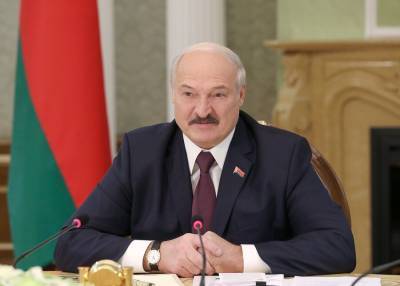 Лукашенко подтвердил намерения изменить конституцию Белоруссии
