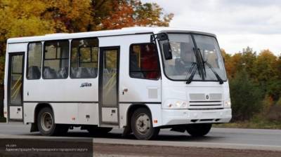 Пассажиры уфимской маршрутки выгнали из автобуса девушку без маски