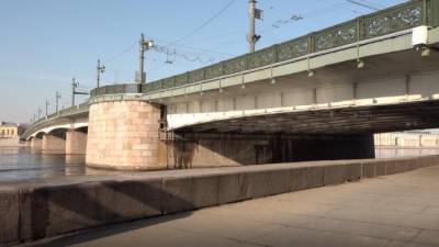 В тоннеле под Литейным мостом затруднится проезд из-за дорожных работ