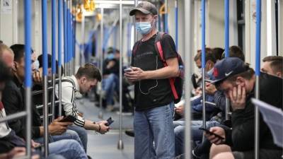 Без маски нельзя! В московском метро массово штрафуют за отсутствие средств индивидуальной защиты