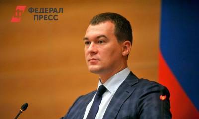 Дегтярев повесил в своем кабинете икону и карту России