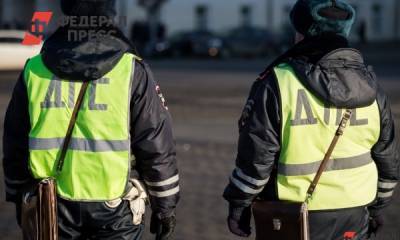 В Екатеринбурге за взятку осудили инспектора ДПС