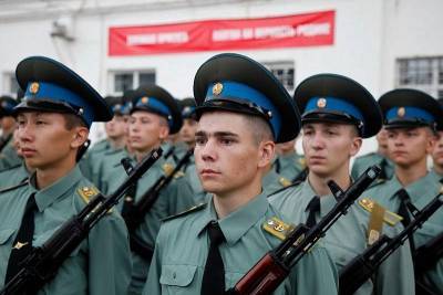 Сергей Шойгу ввел надбавку для 45 тысяч российских военных
