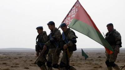Через два дня после выборов Беларусь планирует провести военные сборы на границе с РФ