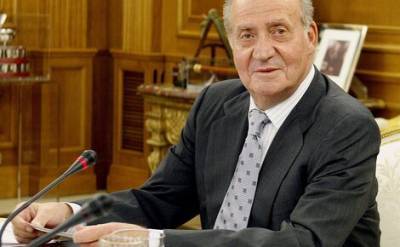Бывший король Испании Хуан Карлос I, которого подозревают в коррупции, покинул страну