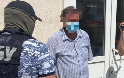 Киевского чиновника задержали на взятке 200 тыс грн