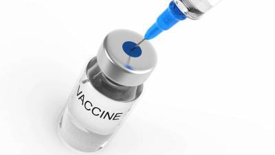 Семь казахстанских учёных испытали на себе вакцину от коронавируса, которую разработали сами