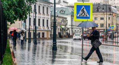 В МЧС рассказали, как себя вести во время сильного дождя, который надвигается на Петербург