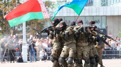 Минск внезапно объявил военные сборы