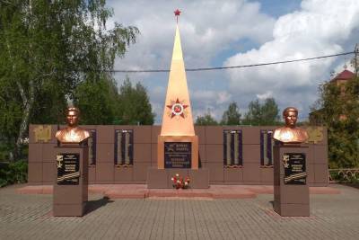 Новые бюсты Героев Советского Союза появились в Липецкой области