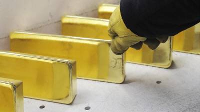 Цена октябрьского фьючерса на золото обновила исторический рекорд