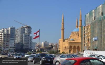 В порту Бейрута прогремел мощный взрыв