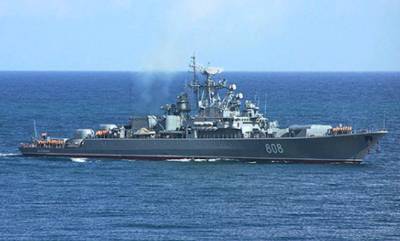 РФ вытеснила корабли НАТО из зоны маневров в акватории Черного моря