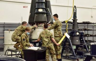 США испытали баллистическую межконтинентальную ракету – носитель ядерного заряда