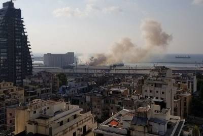 В Бейруте произошел мощный взрыв. Есть погибшие