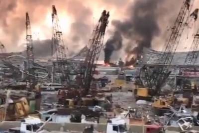 Появилось видео панорамы уничтоженного взрывом порта Бейрута
