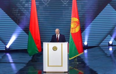 Лукашенко: Беларусь наша, любимая, а любимую не отдают!