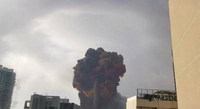 В Бейруте произошел мощный взрыв: видео с места взрыва