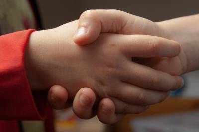 Губернатор Владимирской области предложил усилить соцподдержку детей с ВИЧ