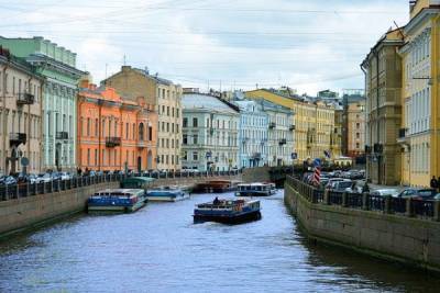 Маломерным судам могут запретить движение в центре Петербурга