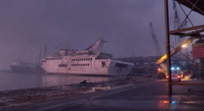 В результате взрыва в порту Бейрута пострадал корабль ООН