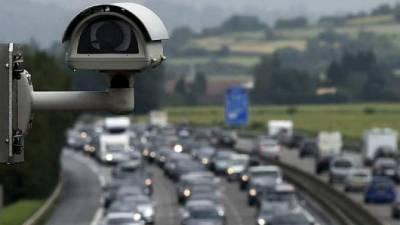 Смогут ли дорожные камеры считывать новые номера?