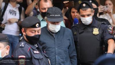 Ефремов прибыл в суд на первое заседание по делу о смертельном ДТП