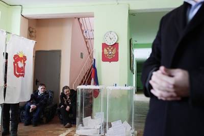 В Троицке кандидата в депутаты от «Справедливой России» обвинили в членстве в ЕР