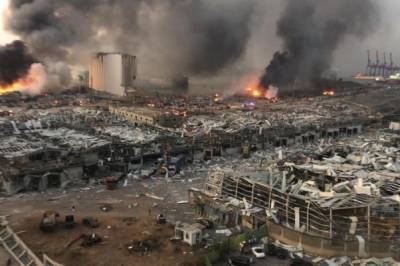 Число погибших при взрыве в порту Бейрута достигло 73