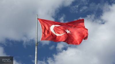 Турецкий Минздрав сообщил о росте заражений коронавирусом в стране