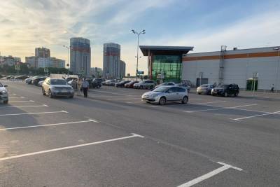 В Рязани на парковке у «Глобуса» сбили 17-летнего подростка