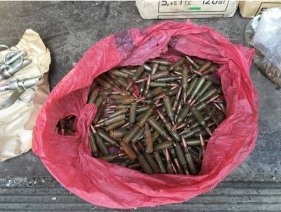 На Украине задержали очередного военнослужащего, торговавшего оружием и боеприпасами