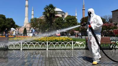 На турецких курортах резко выросло число заболевших коронавирусом