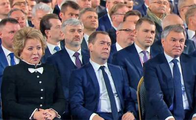 Минфин хочет сократить финансирование парламента почти на 2 млрд рублей. Сенаторы не согласны