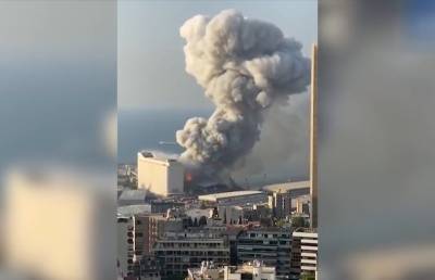 В Бейруте объявлен траур. Число погибших из-за взрыва превысило 100 человек.